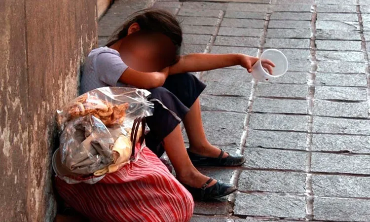 Prohibido usar a menores para mendigar