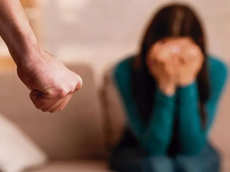 Llaman a reportar actos de violencia intrafamiliar