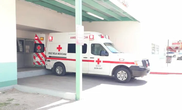 Fallece al huir de la policía