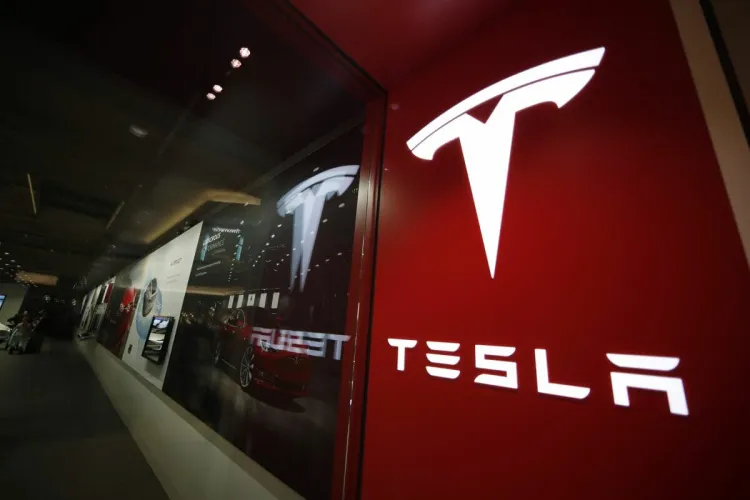 Hasta 180 mil pesos mensuales pagan en Tesla