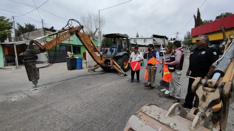 Arranca rehabilitación de calle en Lomas de Nogales II