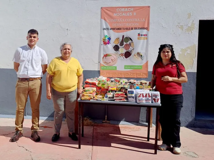 Recibe donación el BAMX de parte de alumnos del Cobach II