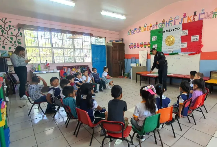 Llevan información preventiva a comunidad: Policía Preventiva