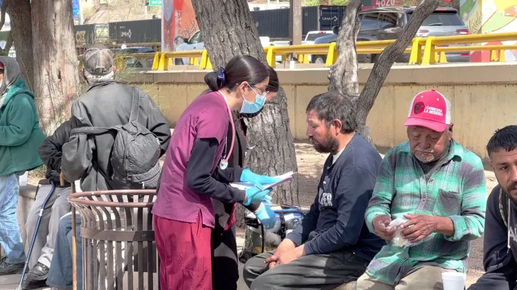 Ofrece Compassion Home servicios médicos a personas en condición de calle