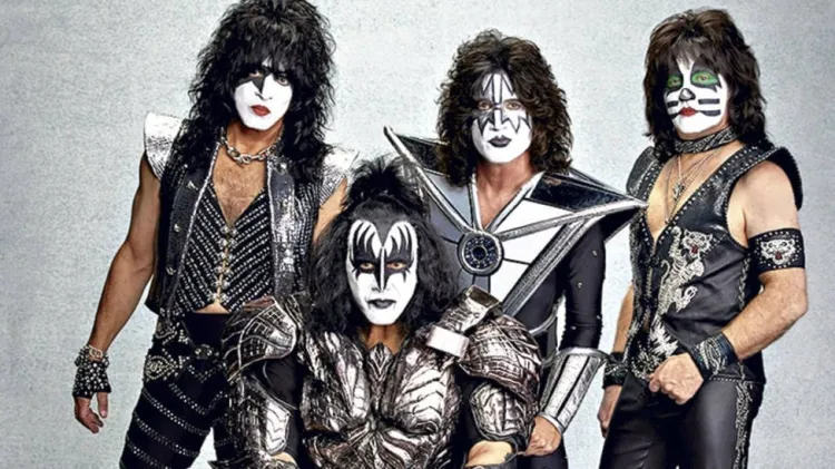 KISS vende su catálago musical