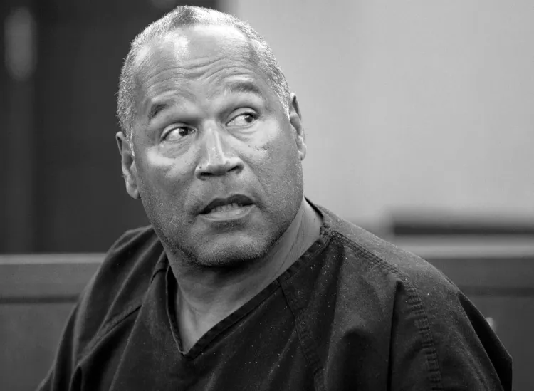 Fallece O. J. Simpson tras lucha contra el cáncer; ex futbolista acusado de asesinato