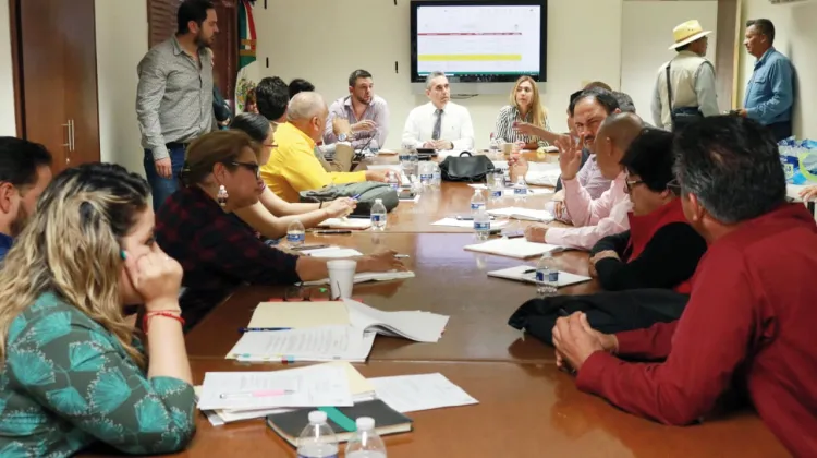 Nombran Comisión Especial