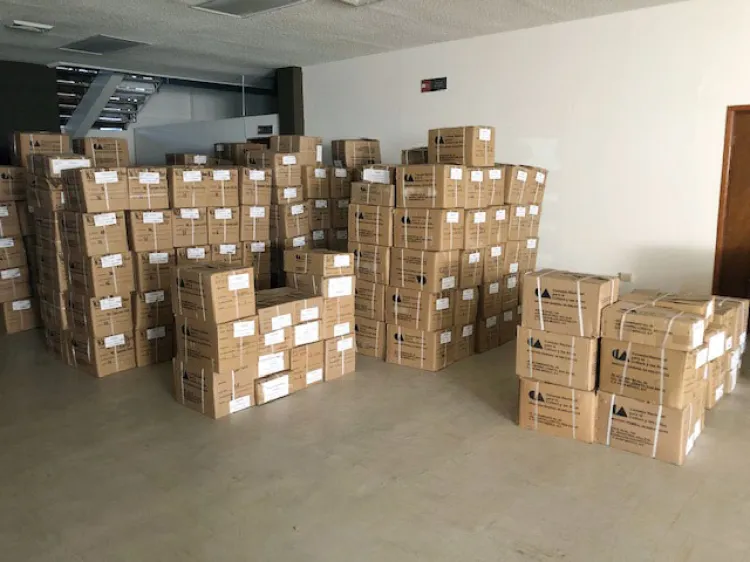 Recibirán bibliotecas 40 mil libros