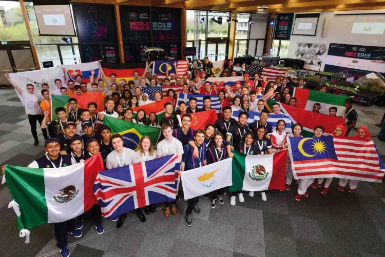 Gana Cobach evento en Inglaterra