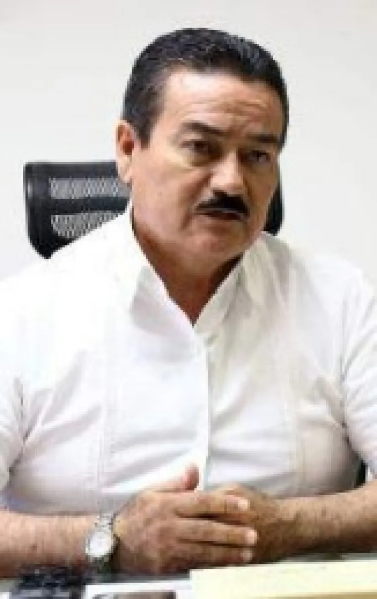 Continúa entrega
de los uniformes