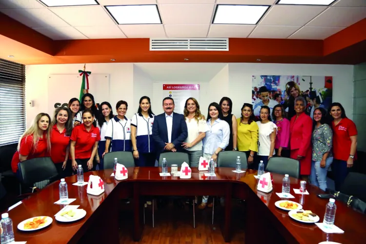 Se suma a colecta de Cruz Roja