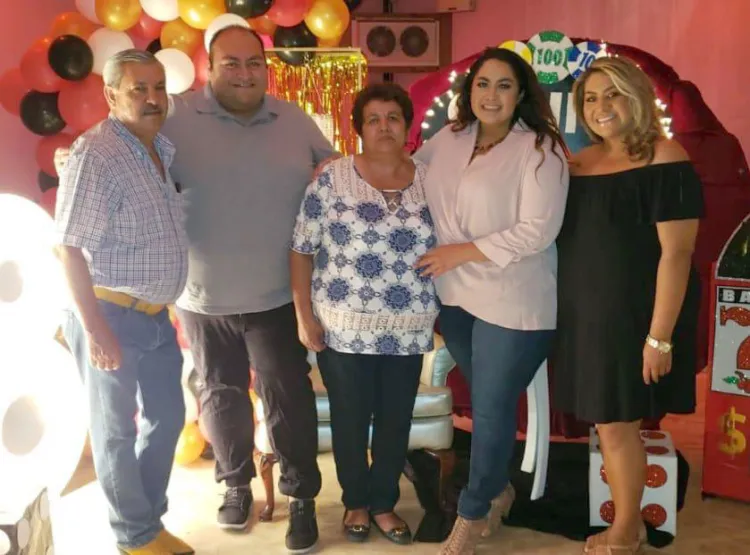 Celebra en familia Socorro Quiñónez