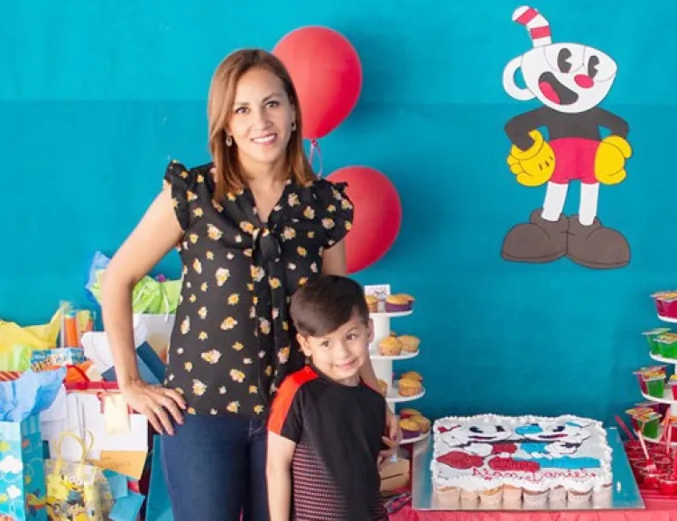 Divertida fiesta para Alan