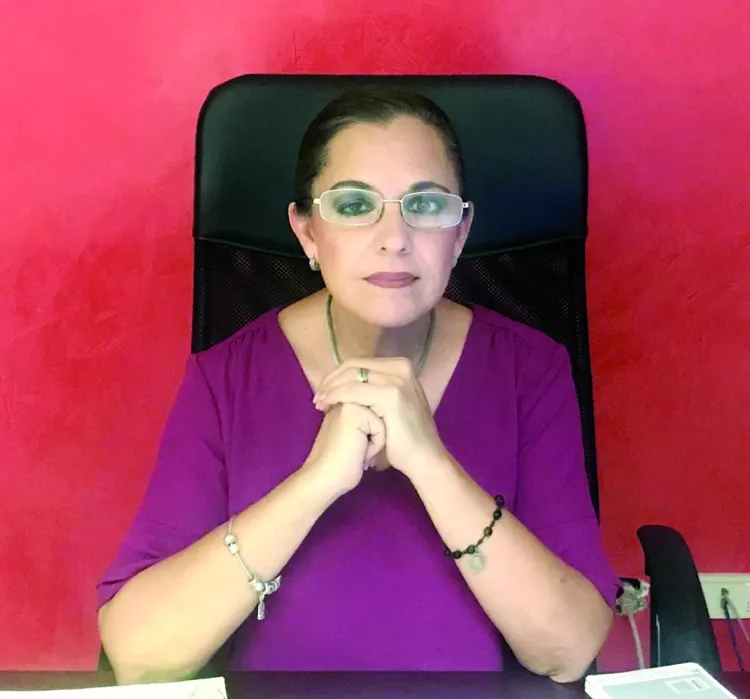 Entregarán
placas dentales