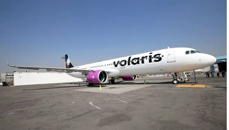 Da Volaris vuelos de 1 dólar a migrantes