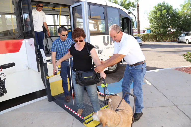 Beneficia a más familias el transporte adaptado