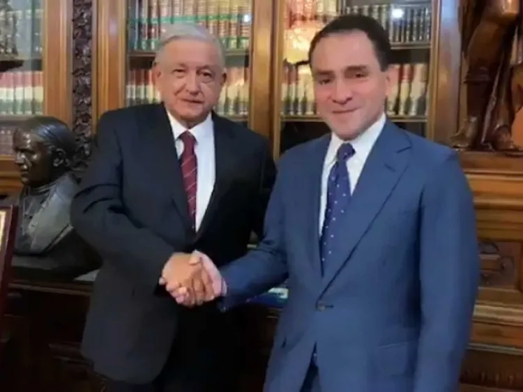 Presenta López Obrador al relevo de Urzúa en Hacienda