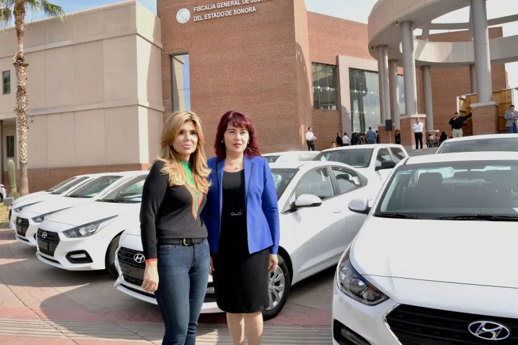 Entrega Gobernadora cien patrullas