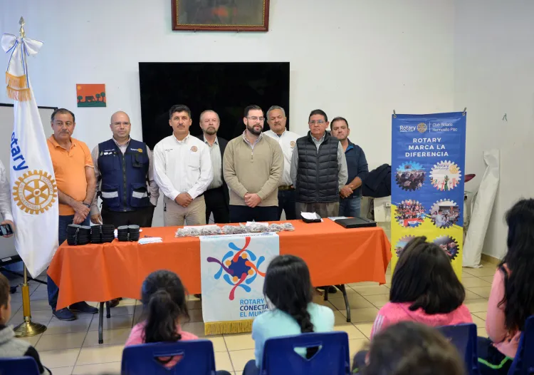 Benefician a niños de “Cruz Galvez”