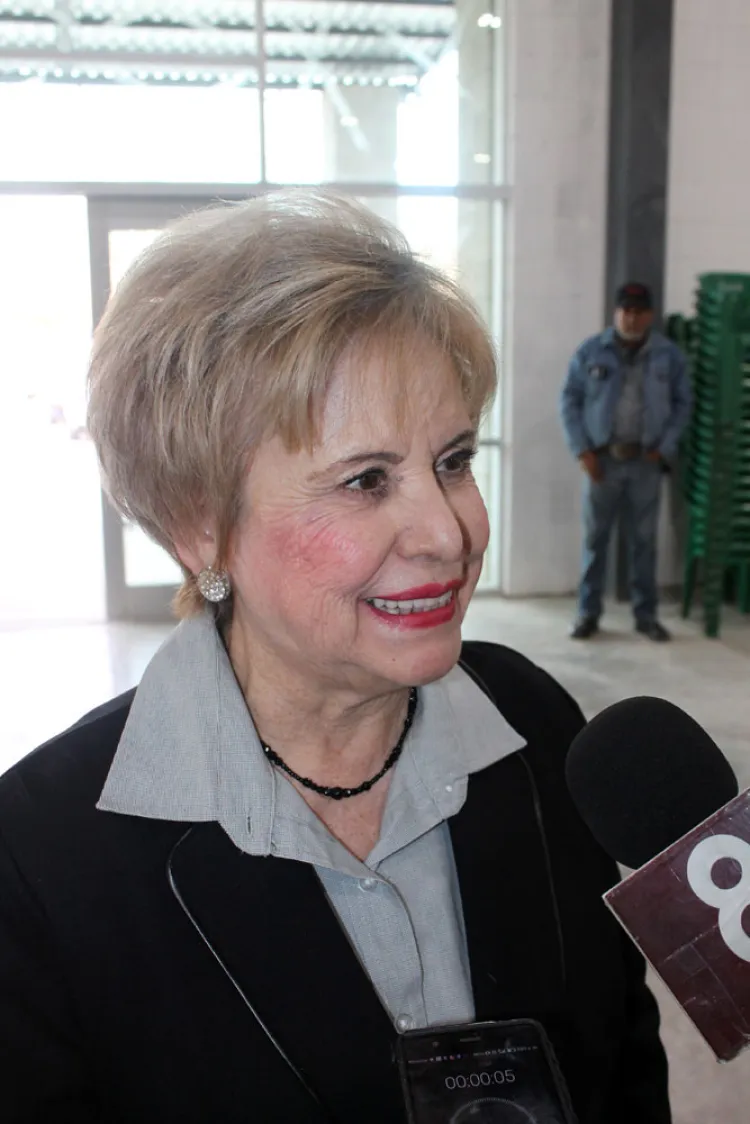 Ratifican a Ana María Gallegos en Canacintra