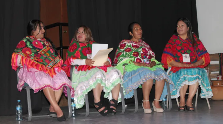 Solicitan Mazahuas respeto a tradiciones