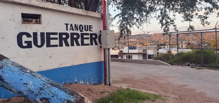Repara Oomapas falla en tanque Guerrero