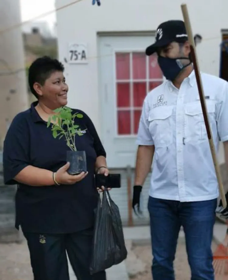 Escucha el Alcalde peticiones en programa “NogalES Nuestro”