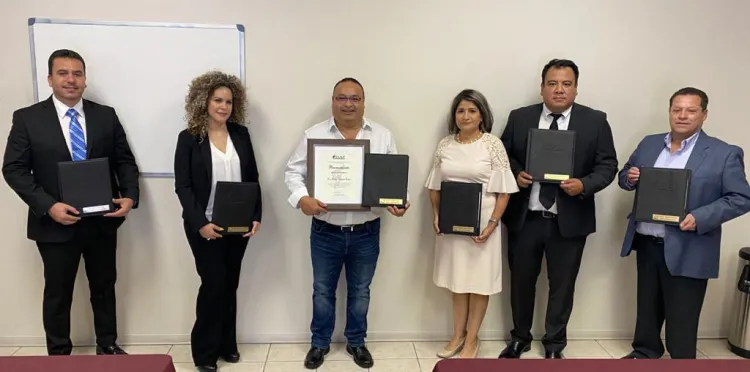 Concluyen Maestría en Administración Pública