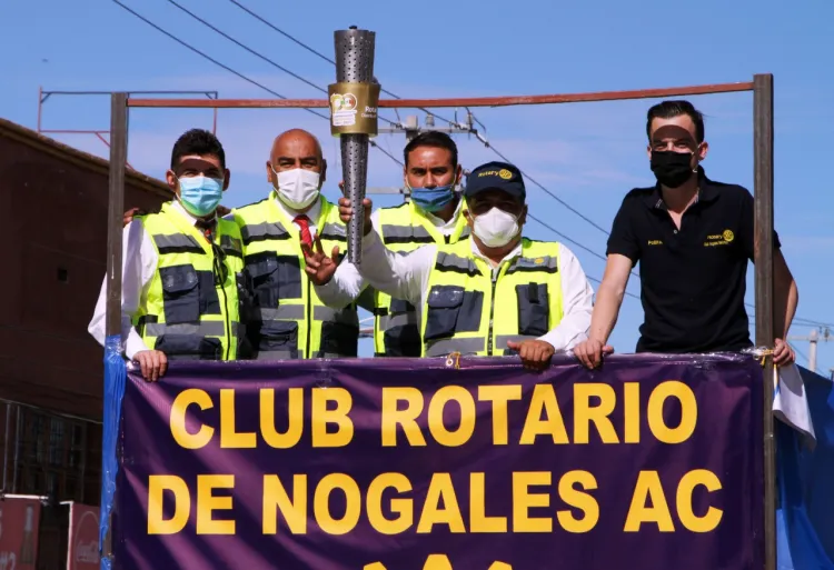 <b style="font-size: medium;">Exitoso recorrido del fuego Rotario</b>