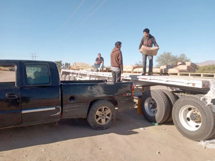 Entregan cemento en Mascareñas