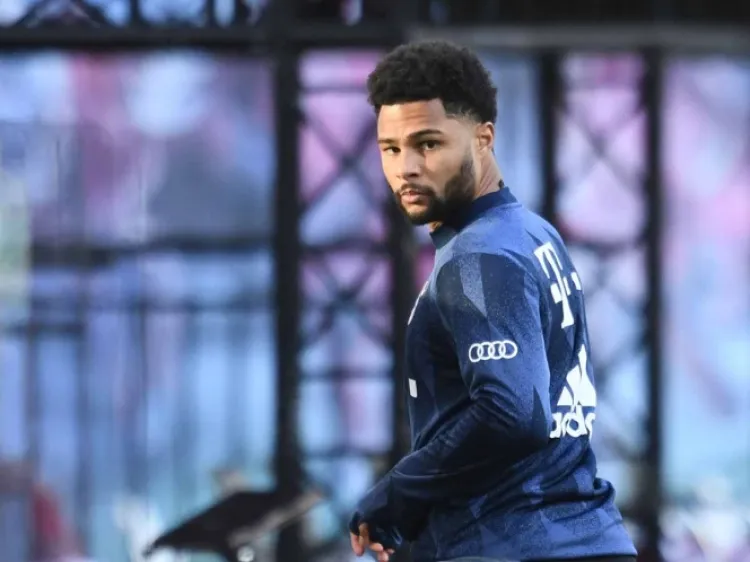 Gnabry, baja por covid-19 en el Bayern
