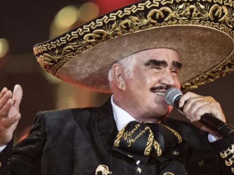 Vicente Fernández sigue en terapia intensiva; le colocan sonda de alimentación