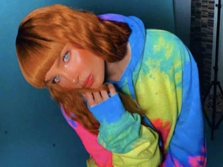 Imágenes de Belinda usando aún el anillo que Nodal le regaló