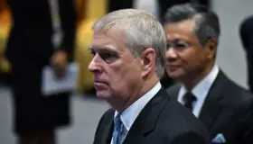 Príncipe Andrés cierra sus redes sociales ante caso de abuso sexual