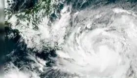 Llega huracán 'Julia' con fuertes vientos a Nicaragua