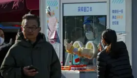 Tiene China repunte en Covid tras reducir medidas antivirus