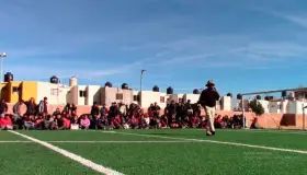 Alertan a estudiantes en uso de redes sociales