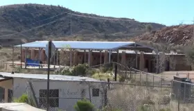 Van a clases sin poder mitigar el frío en los salones