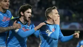 Napoli se mete a cuartos