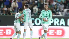 Gana el León juego pendiente
