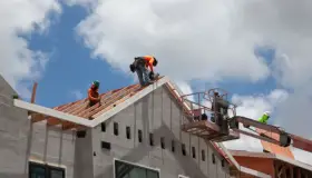 Tienen trabajadores miedo por ley antimigrante; Florida se 'paraliza'