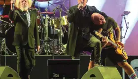 Los Fabulosos Cadillacs enloquecen a los mexicanos