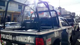 Asaltan a punta de pistola abarrotes del Centro de la Ciudad