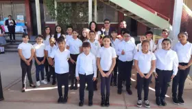 Reconocen a jovenes ganadores de concurso de coro