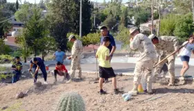Integran a la niñez a campaña de reforestación
