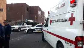 Atropella taxista a menor y se va persiguiendo a un perro