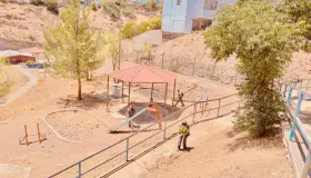 Realizan raspado de calles y limpieza en las avenidas