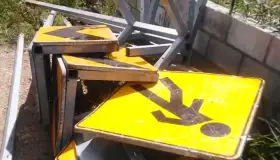 Más de 300 señalamientos robados en año y medio