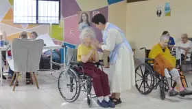 Atienden Asilo de Ancianos de Nogales 15 mujeres y 7 hombres