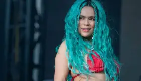 Karol G estrena 10 temas